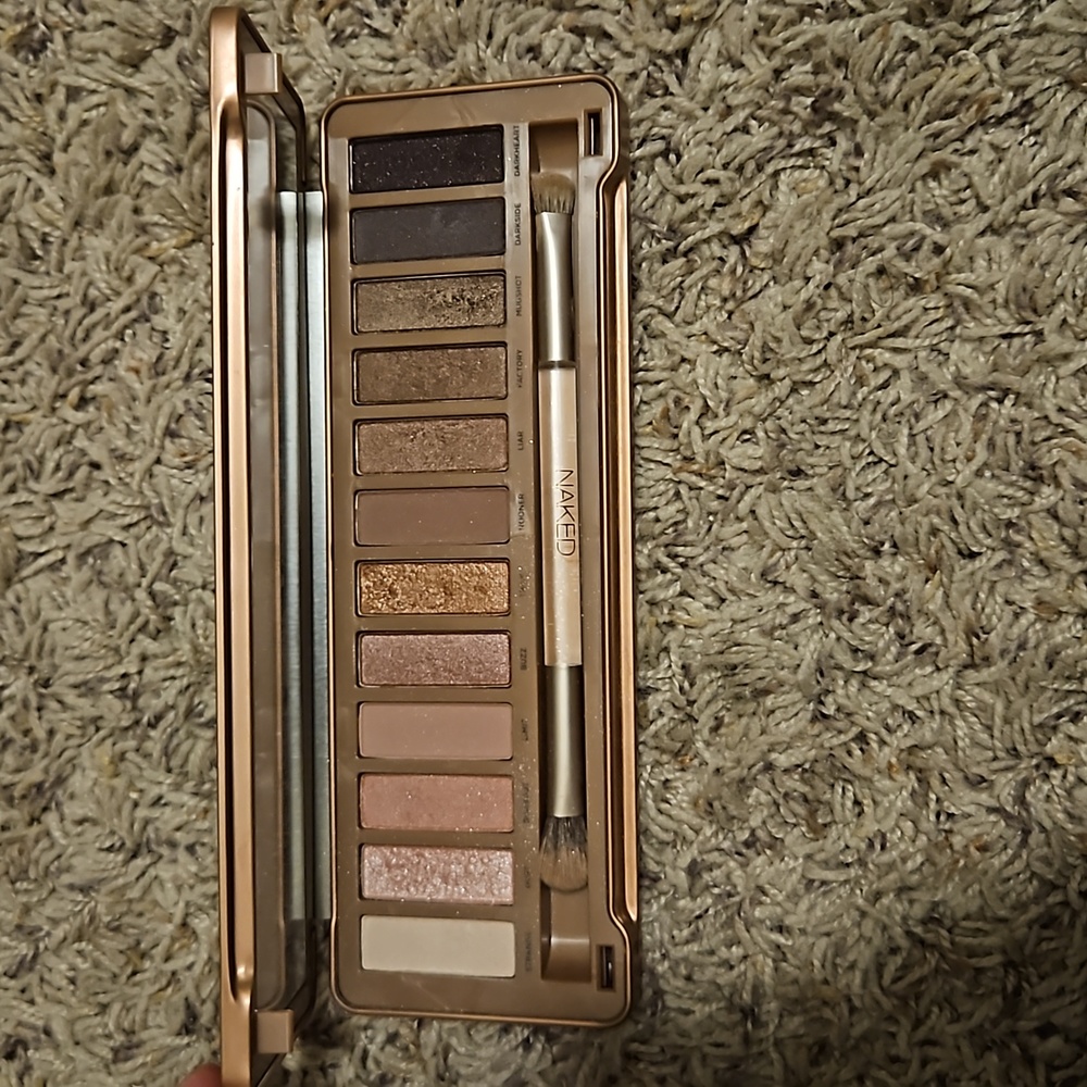 Urban Decay Naked 3 Eyeshadow Palette